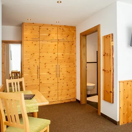 Olympia Privathotel Garni 3*